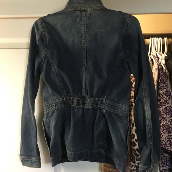 Lucky jean jacket with zippers, and elastic waist - Picture 4 of 5
